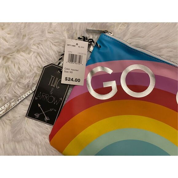 NWT Twig & Arrow Rainbow And Silver Go Girl Multipurpose Cosmetic Bag - Picture 4 of 11